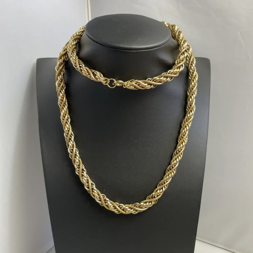 Vintage Twisted Chain Necklace Chunky Gold Tone 29" Long Retro Jewelry - Picture 5 of 9